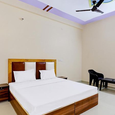 Hotel O Blu Moon Ghaziabad Eksteriør billede