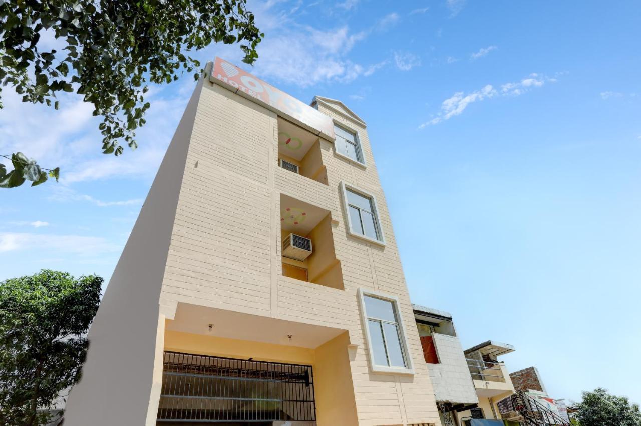 Hotel O Blu Moon Ghaziabad Eksteriør billede