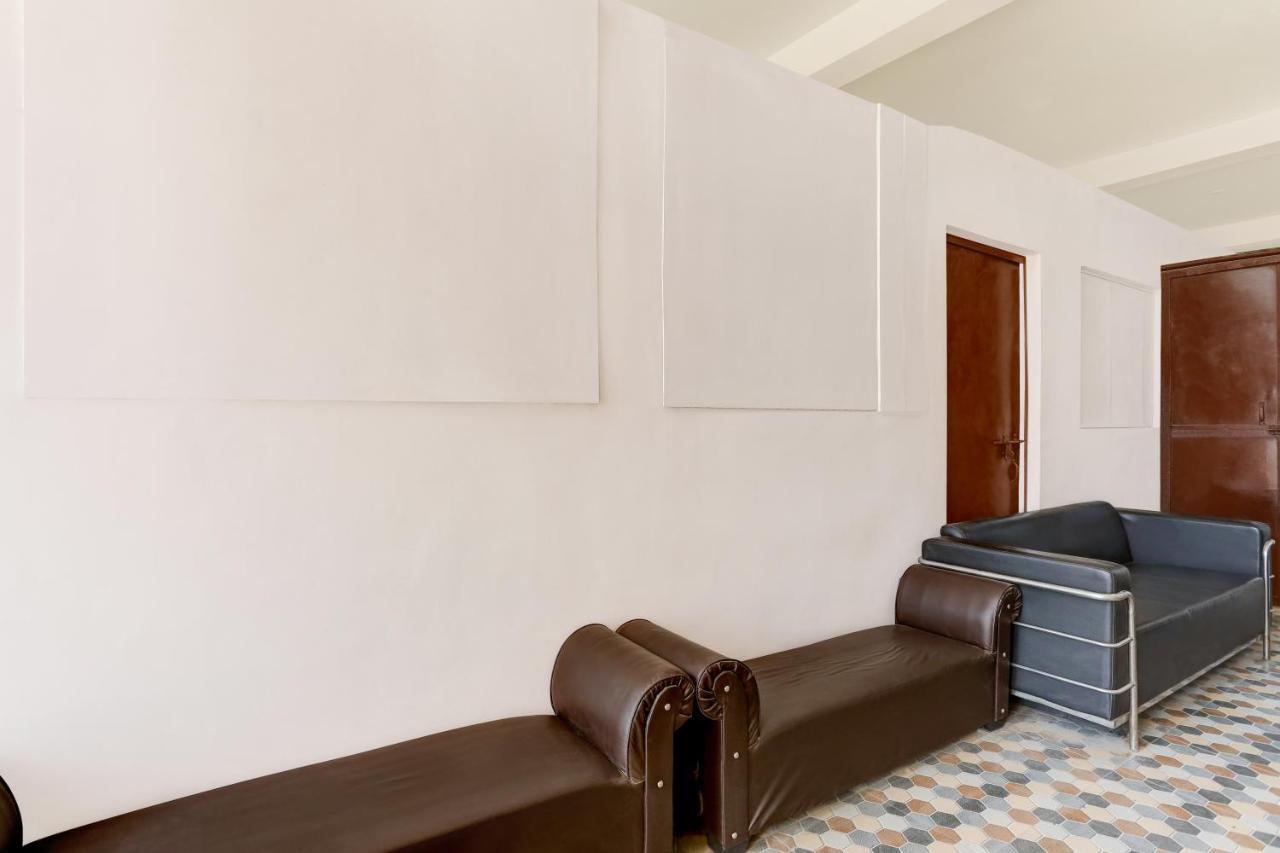Hotel O Blu Moon Ghaziabad Eksteriør billede