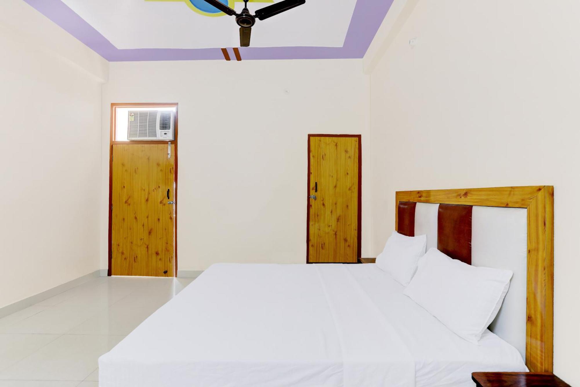 Hotel O Blu Moon Ghaziabad Eksteriør billede