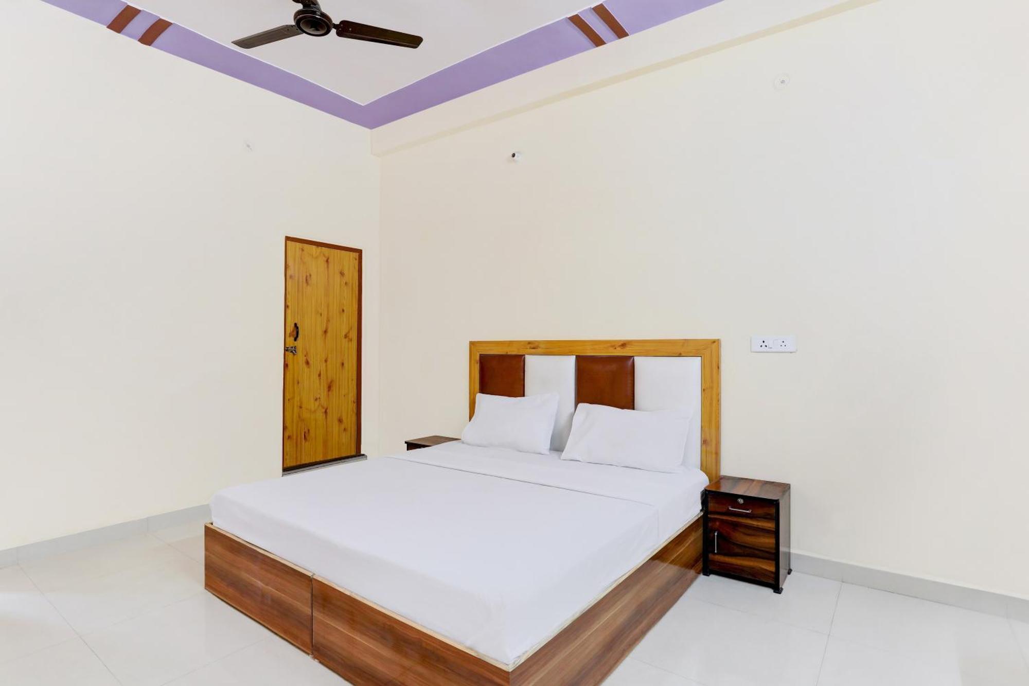 Hotel O Blu Moon Ghaziabad Eksteriør billede