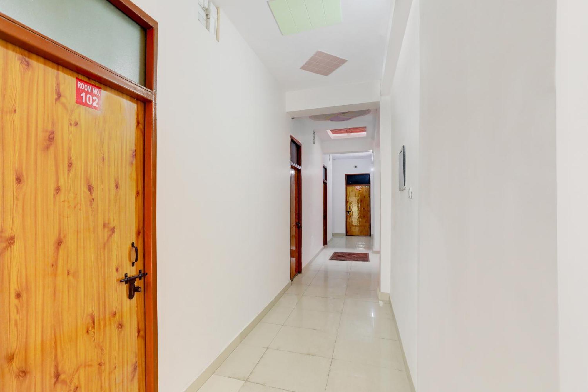 Hotel O Blu Moon Ghaziabad Eksteriør billede