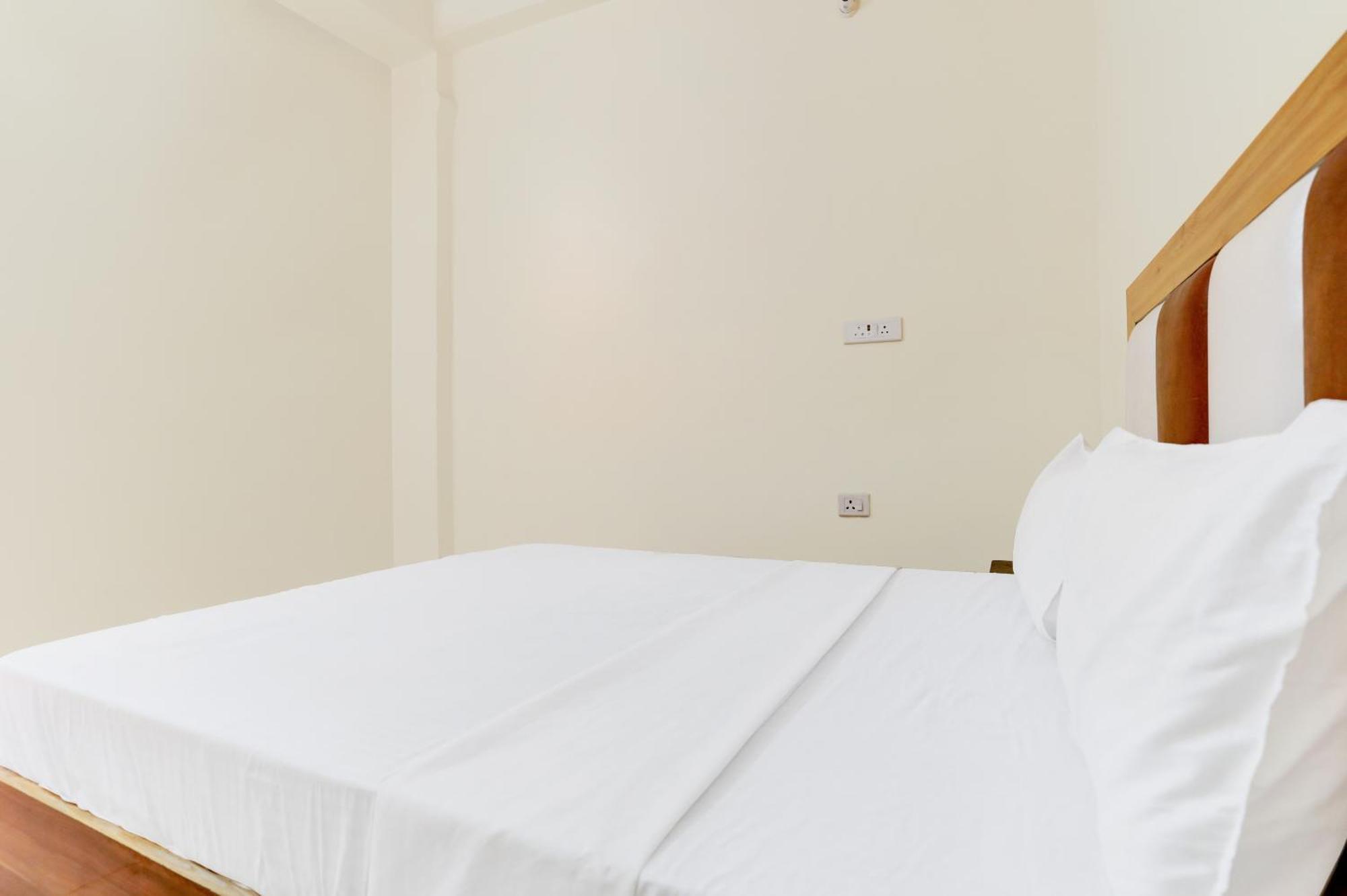Hotel O Blu Moon Ghaziabad Eksteriør billede